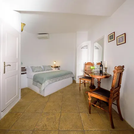 Fanari Hotel Oia