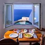 Fanari Hotel Oia (Santorini)